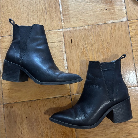 Black Ankle Boots - Picture 1 of 4